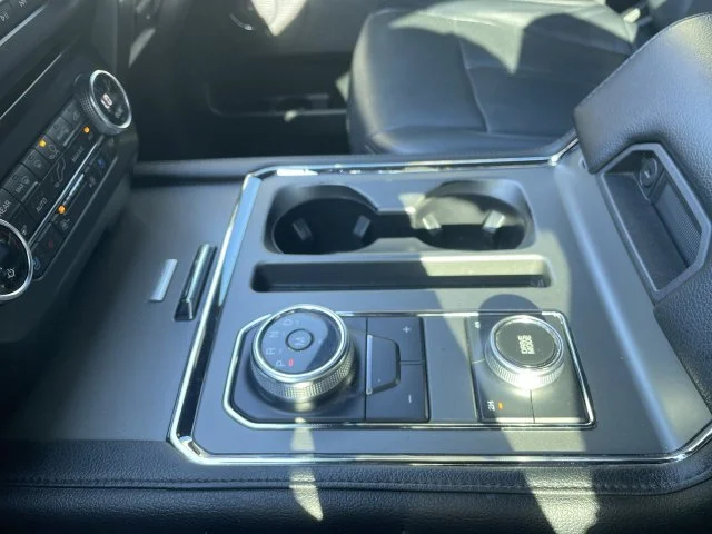 Used 2018 Red Ford XLT image 20