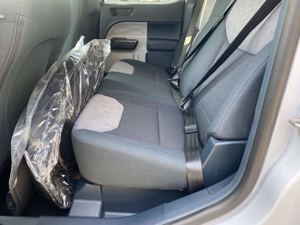 New 2026 Space White Metallic Ford XLT image 9