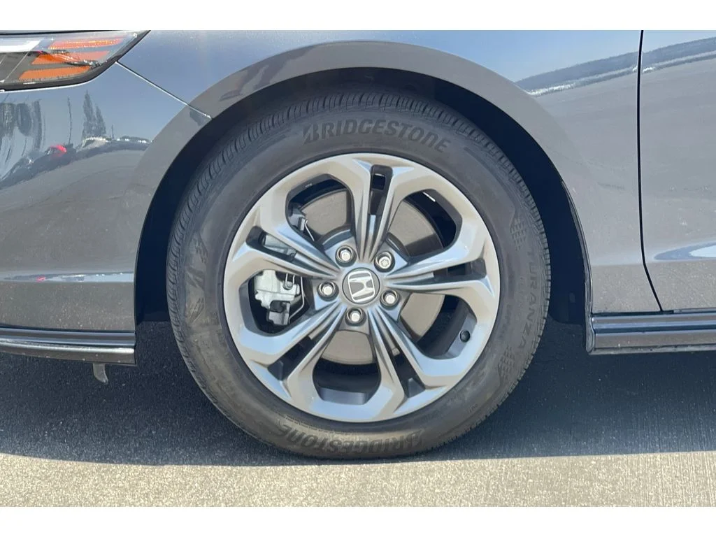 Used 2023 Meteorite Gray Metallic Honda EX-L image 10