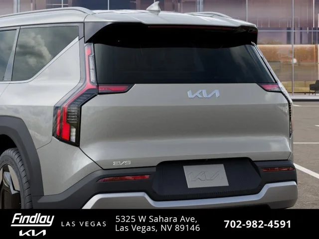 New 2026 White Kia Wind image 15