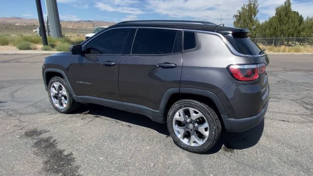 Used 2019 Gray Jeep Limited 4x4 image 6