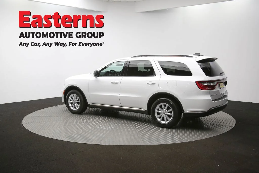 Used 2023 White Dodge SXT image 59