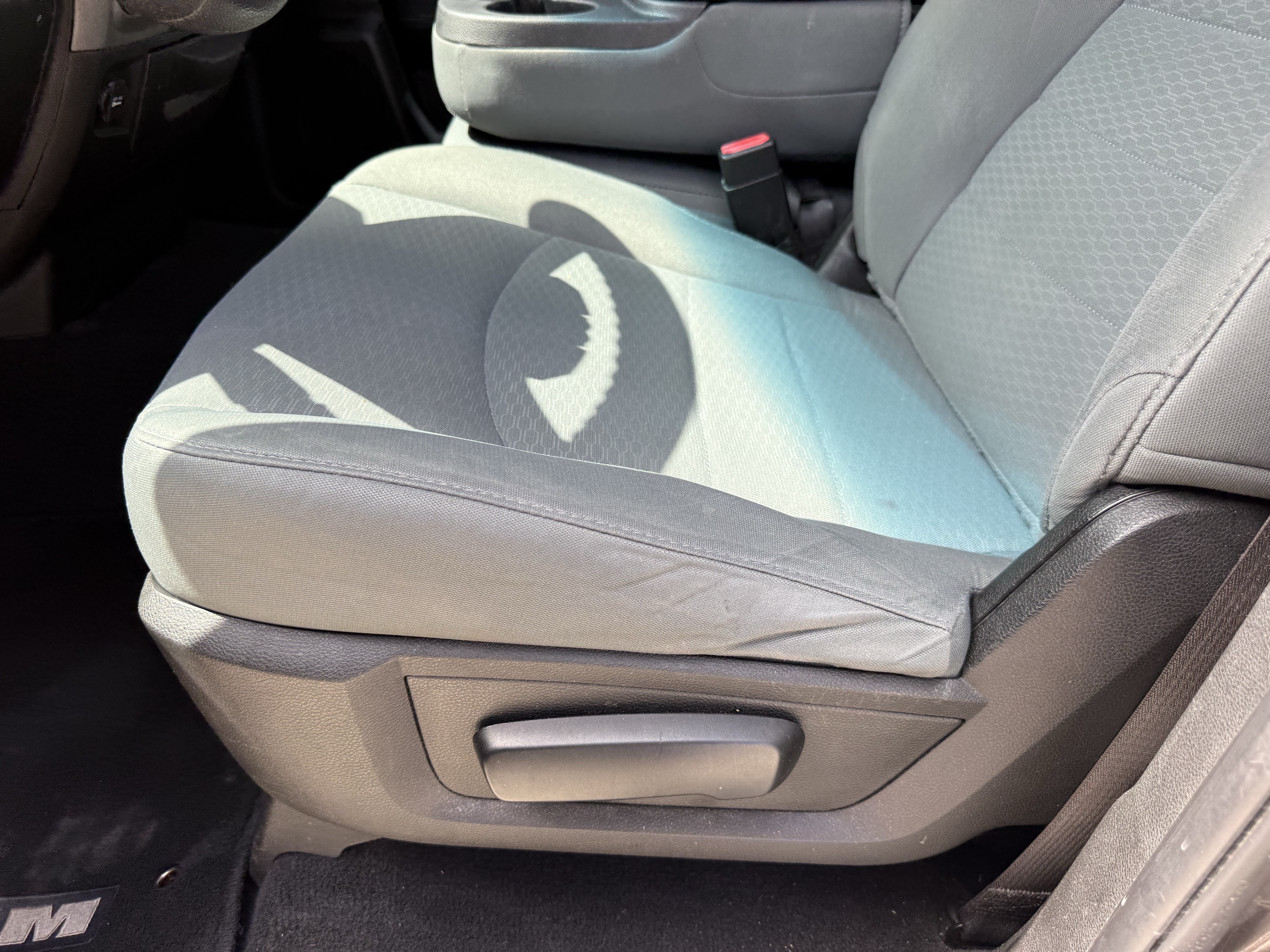 Used 2019 Granite Crystal Metallic Clearcoat Ram Tradesman image 26
