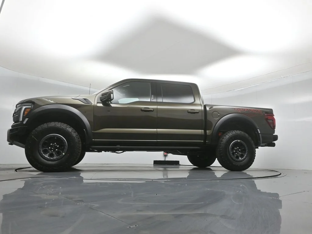 New 2026 Shelter Green Ford Raptor image 53