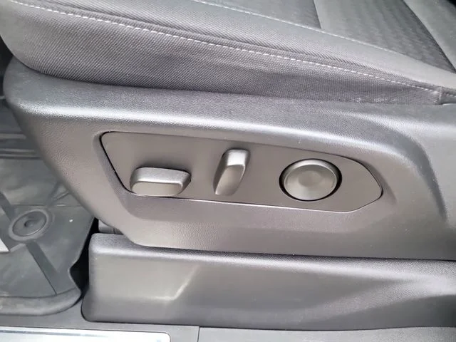 Used 2022  Chevrolet LT Trail Boss image 21