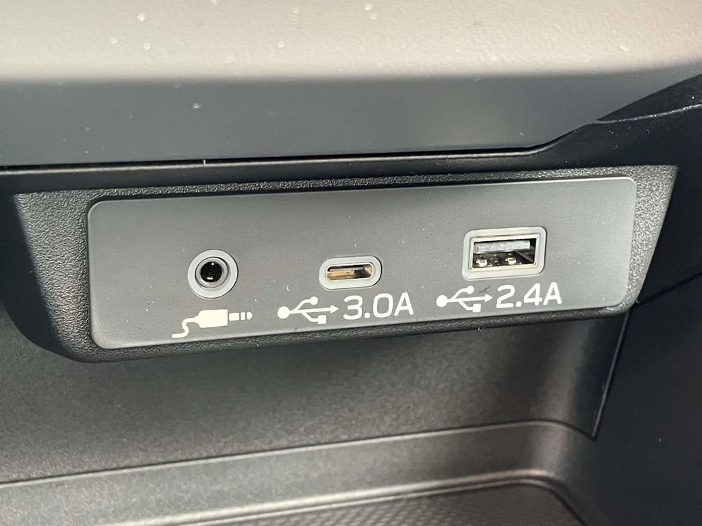 Used 2026 Ice Silver Metallic Subaru Premium image 18