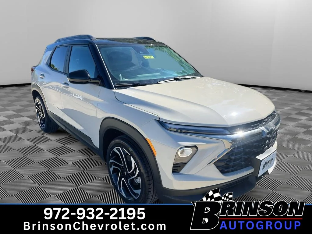 New 2026 White Sands Chevrolet RS image 3