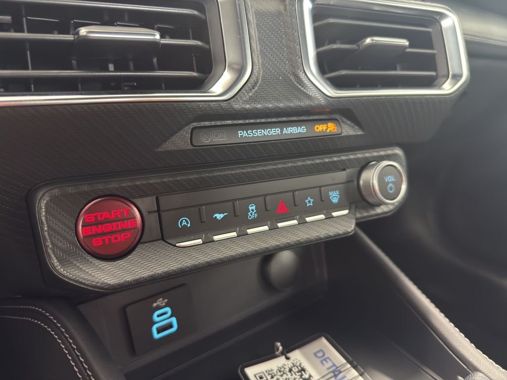 2025 Ford Mustang GT Premium - Photo 26
