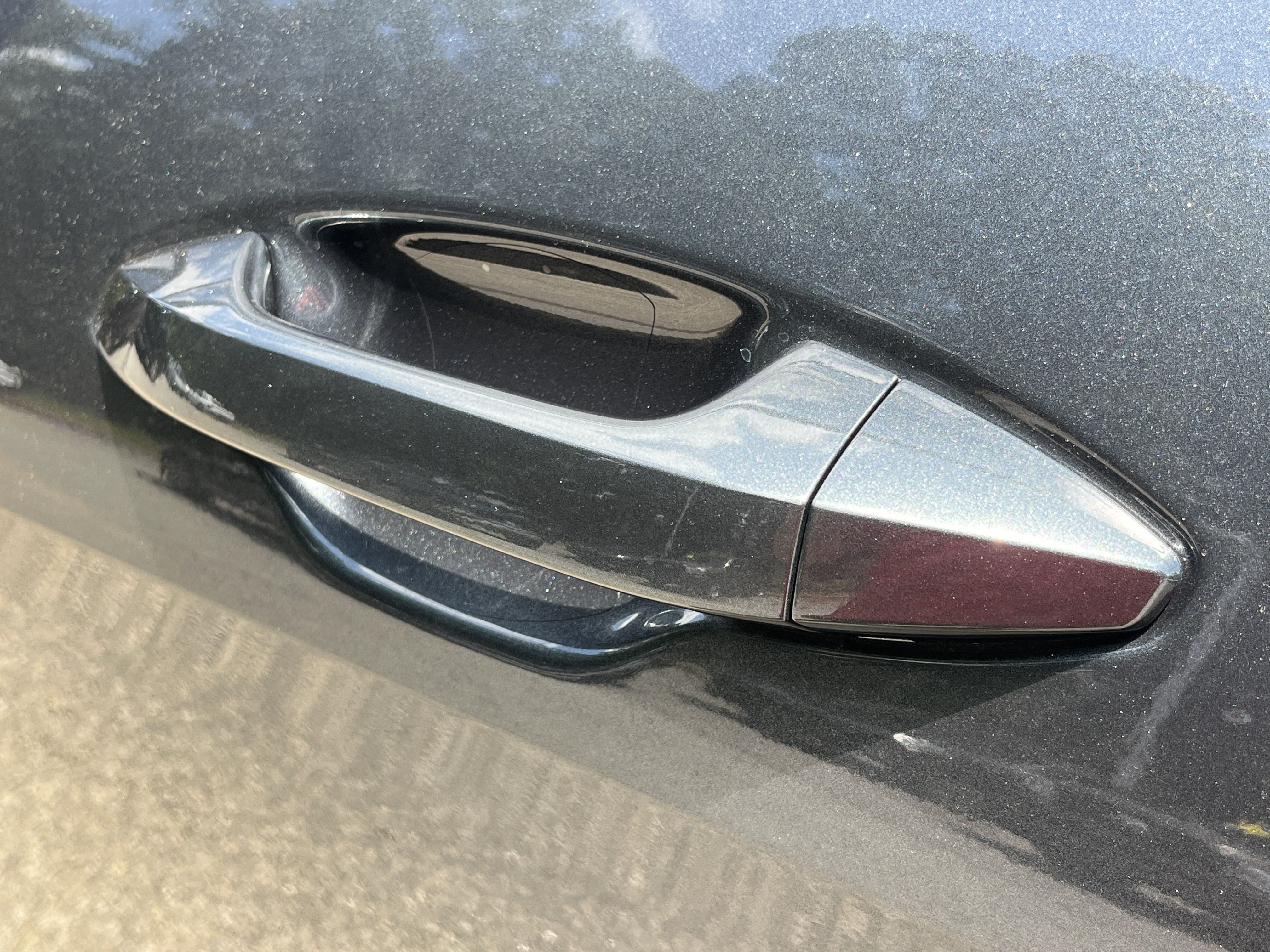 New 2025 Gravity Gray Kia LX image 26