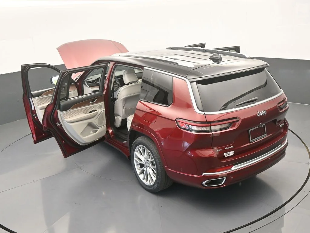 Used 2023 Velvet Red Pearlcoat Jeep Summit image 75