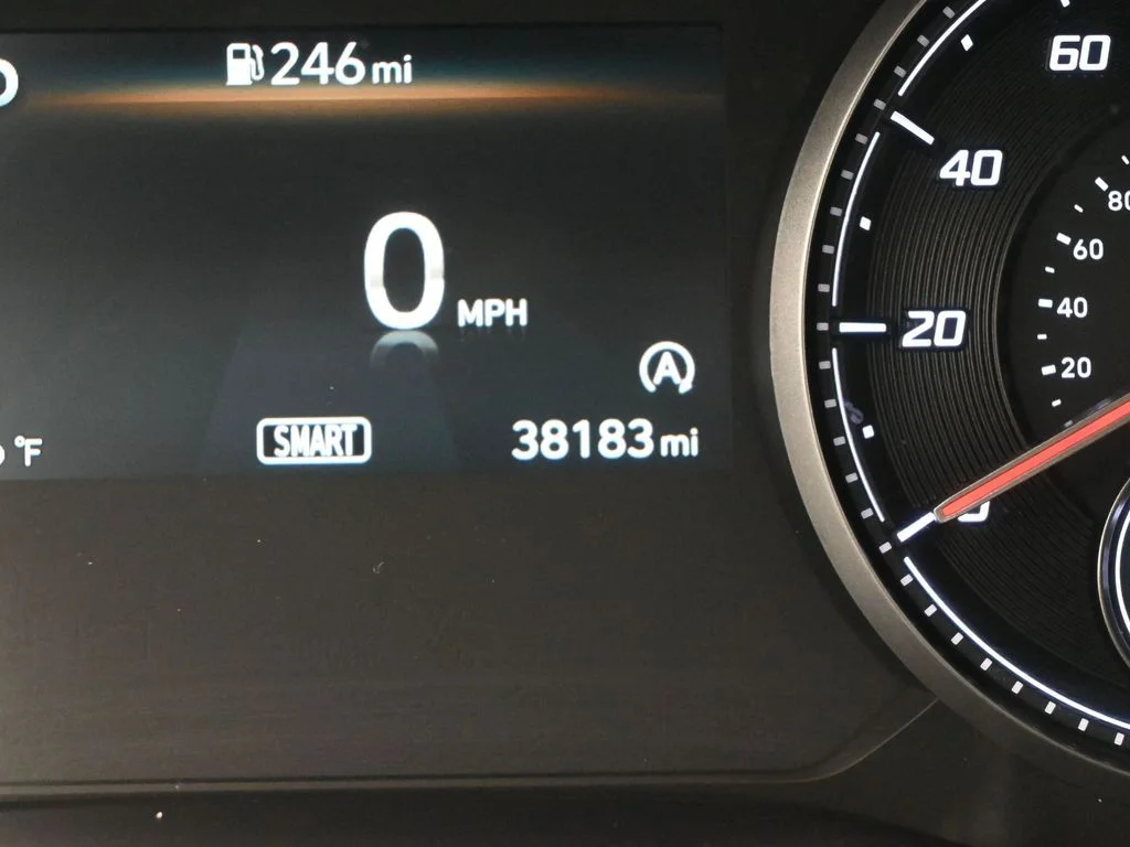 Used 2023 Shimmering Silver Pearl Hyundai SEL image 30