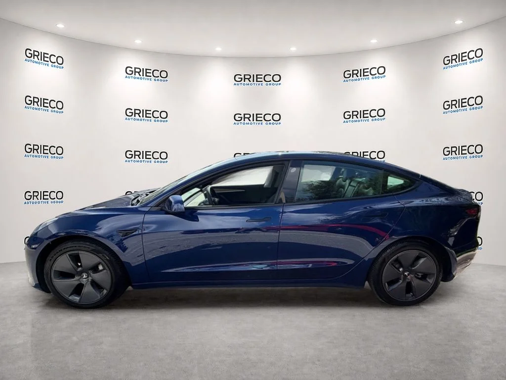 Used 2022  Tesla Long Range image 4