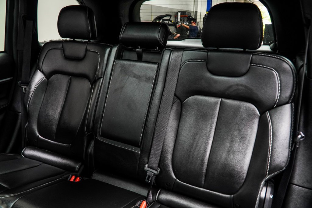 Used 2024 Black Jeep 4xe image 43