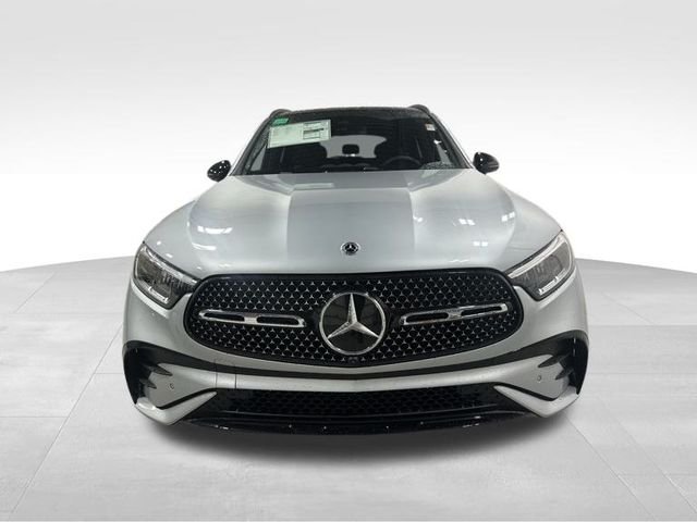 New 2026  Mercedes-Benz GLC 300 image 2