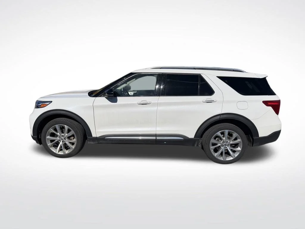 Used 2022 White Ford Platinum image 2
