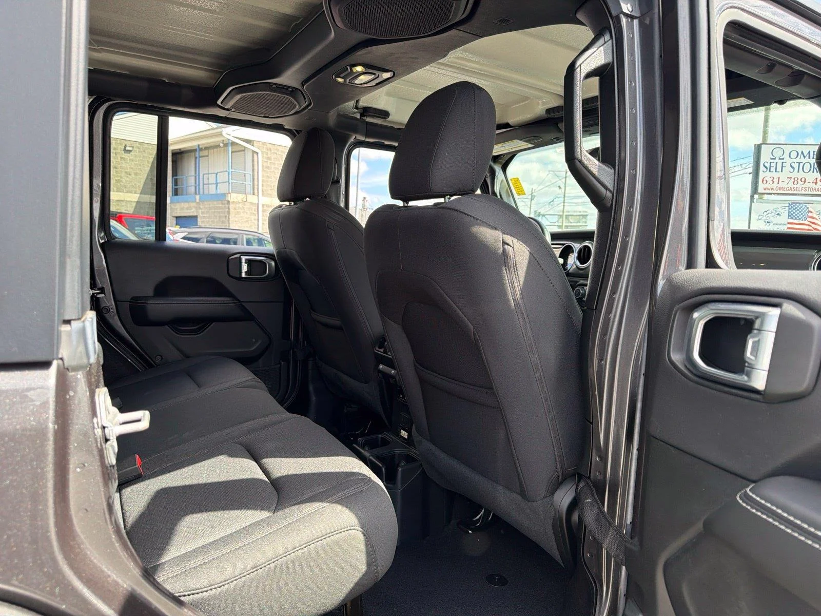 2022 Jeep Wrangler Unlimited Sahara - Photo 19