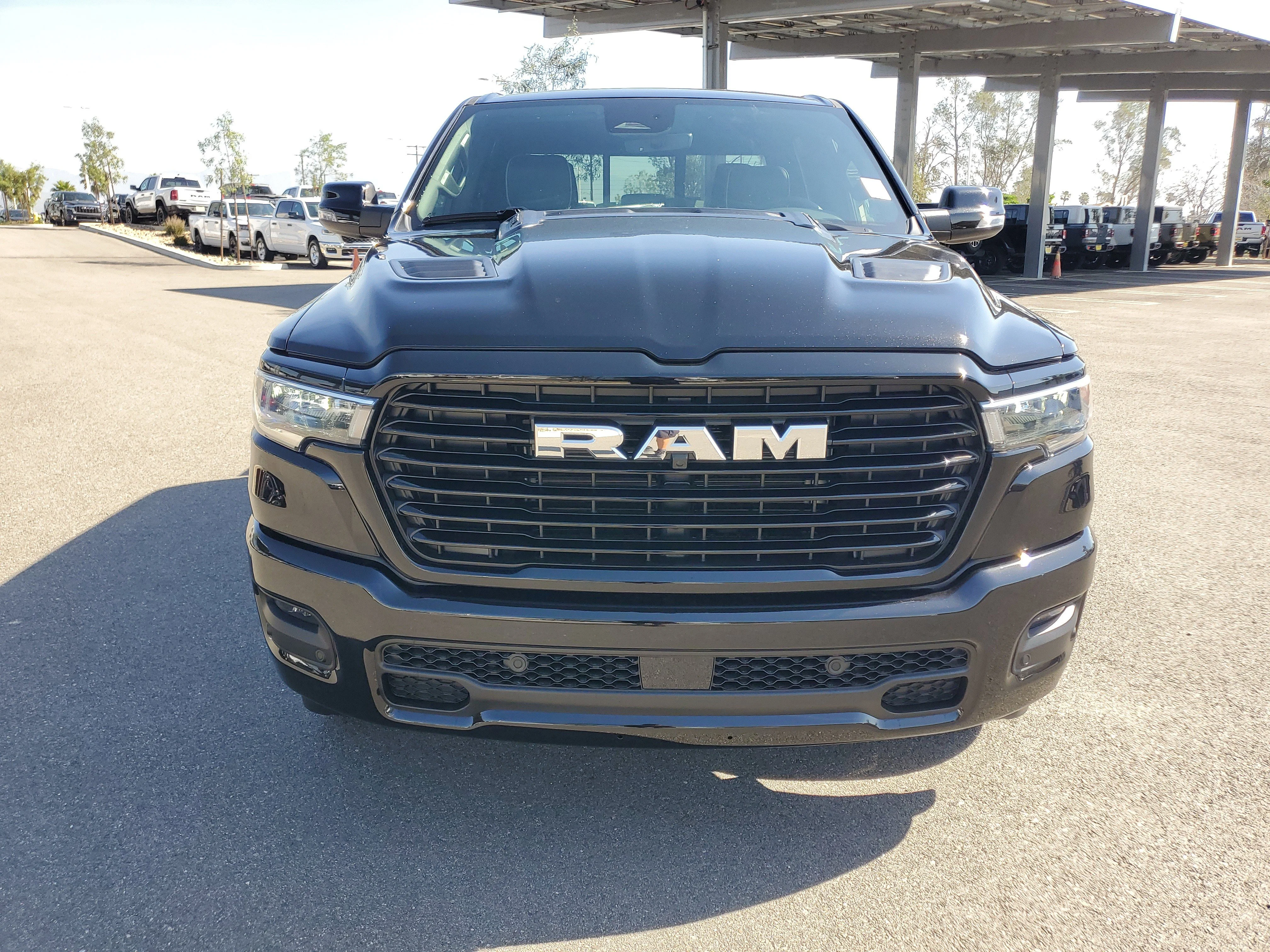New 2026 Diamond Black Crystal Pearl-Coat Exterior Paint RAM Laramie image 9