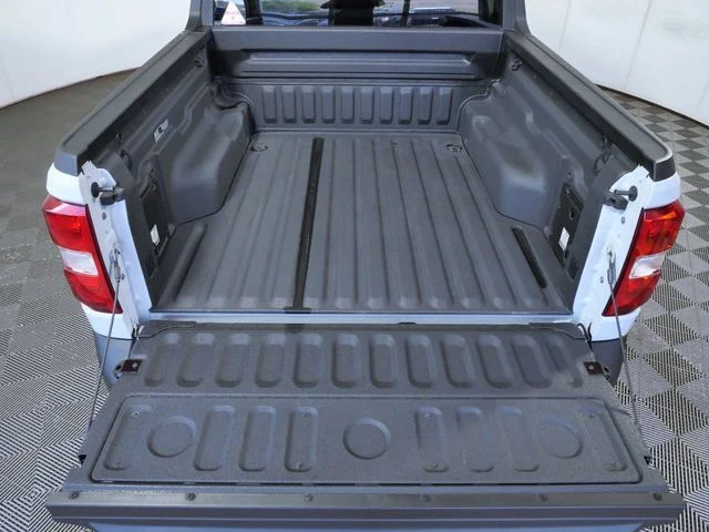 Certified Used 2025 White Ford XLT image 7