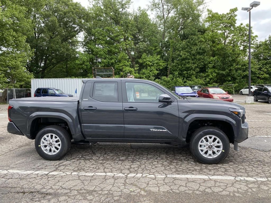 New 2026 Underground Toyota SR5 image 2
