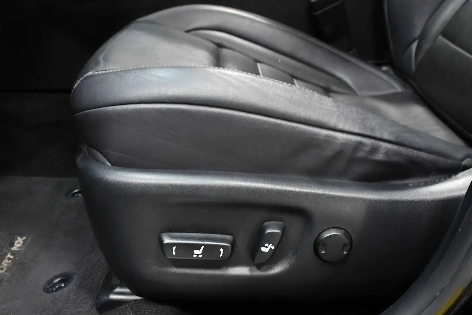 Used 2019 Obsidian Lexus F SPORT image 15