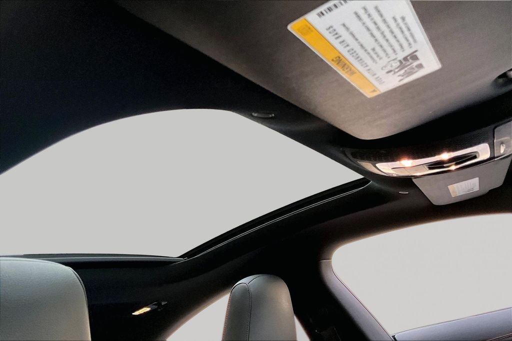 Used 2020 Yellow Mercedes-Benz CLA 250 image 27