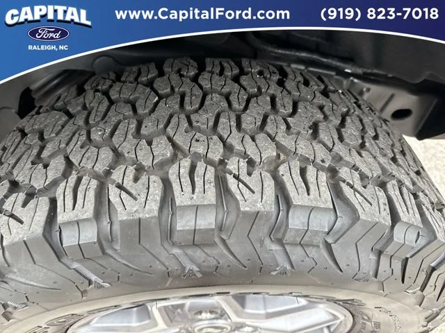 Used 2025 Gray Ford Badlands image 14