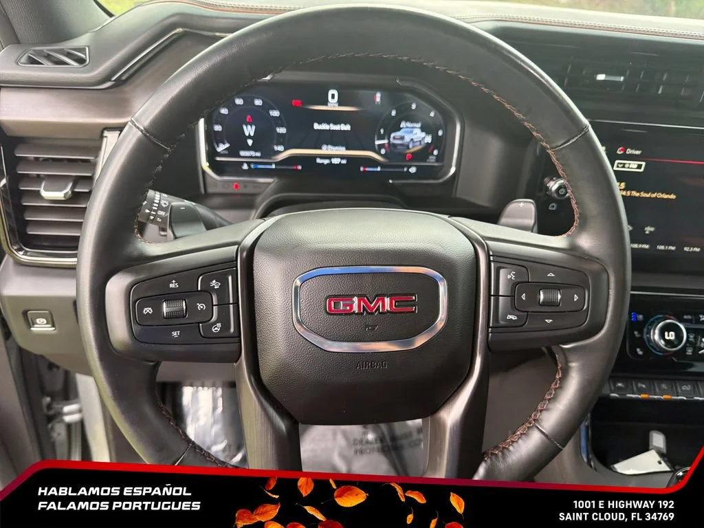 Used 2024 Sterling Metallic GMC AT4 image 19
