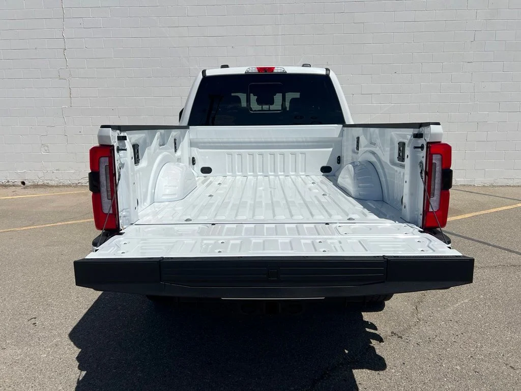 New 2026 Star White Metallic Tri-Coat Ford F-250® Platinum® image 5
