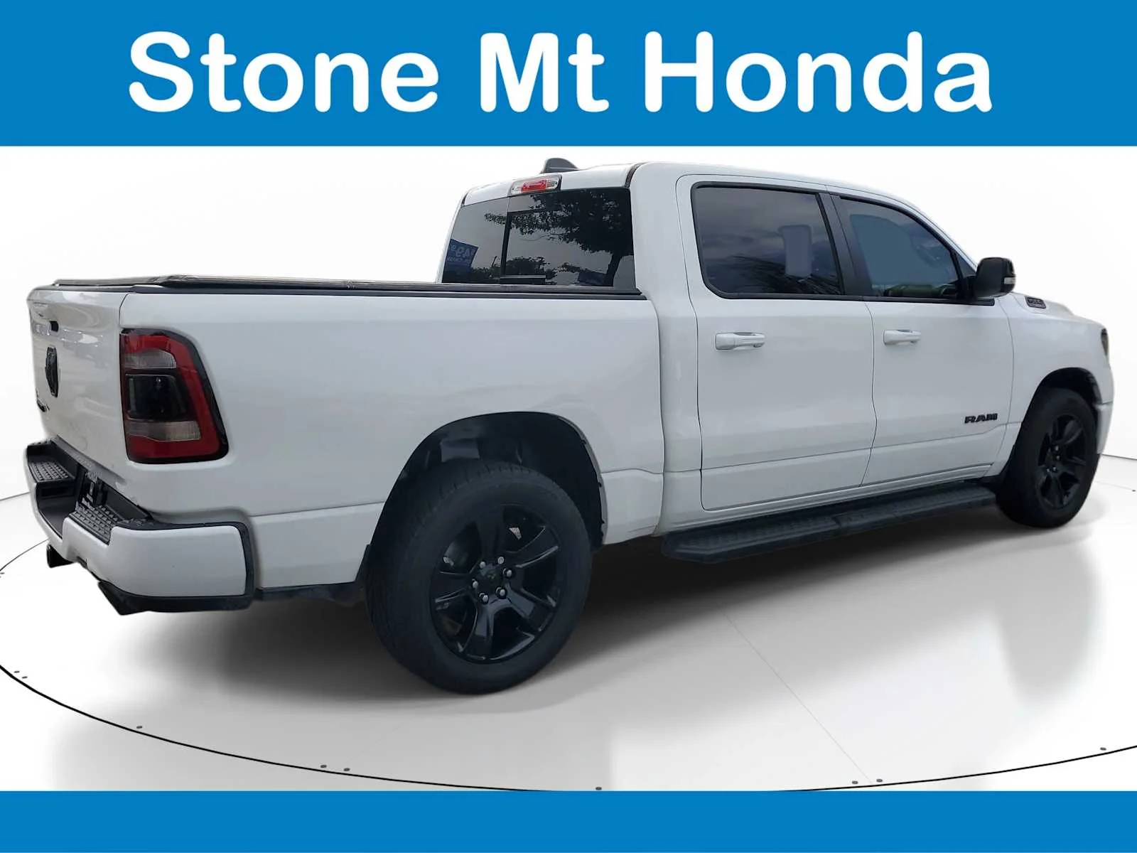 Used 2022 Bright White Clearcoat Ram Big Horn image 6