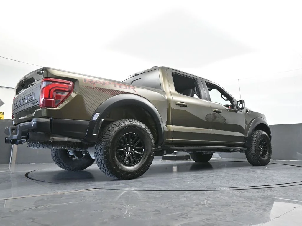 Used 2025 Green Ford Raptor image 68
