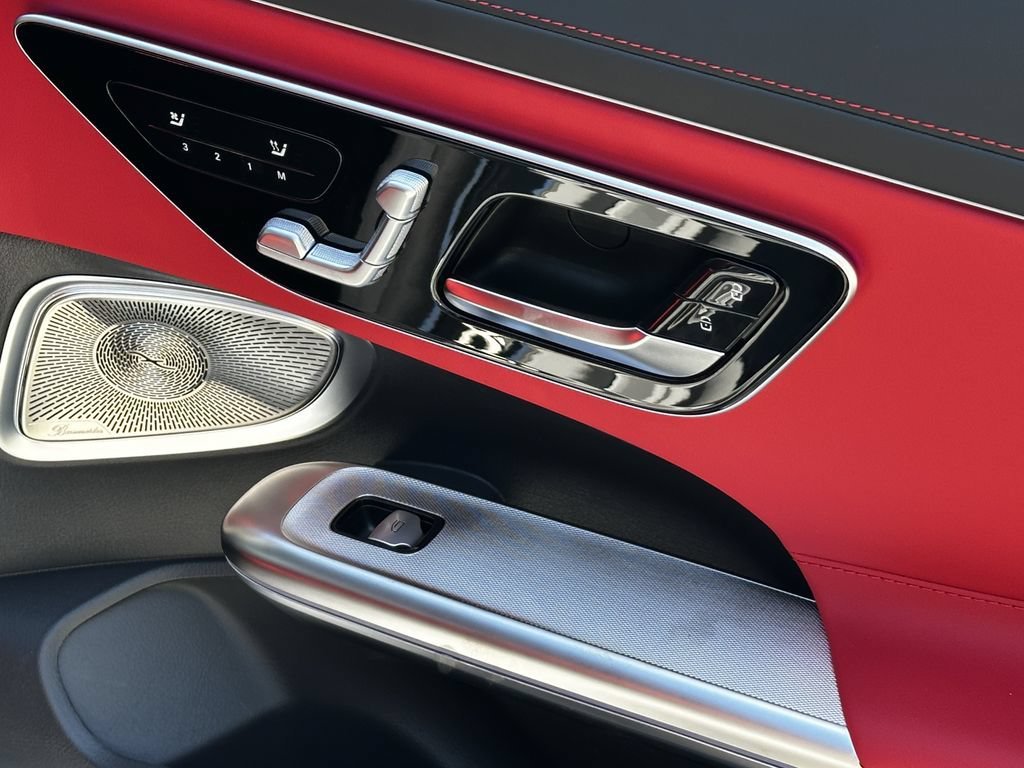 New 2027 MANUFAKTUR Alpine Grey Mercedes-Benz AMG® CLE 53 image 51
