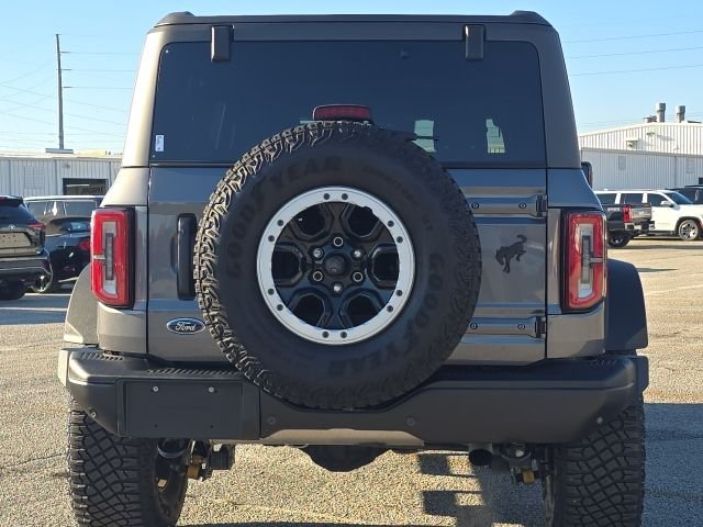 2023 Ford Bronco Badlands photo 3