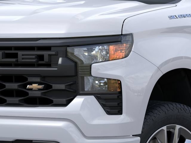 New 2026 Summit White Chevrolet Custom image 10