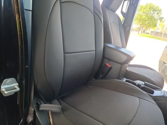 Used 2020 Black Jeep Overland image 23