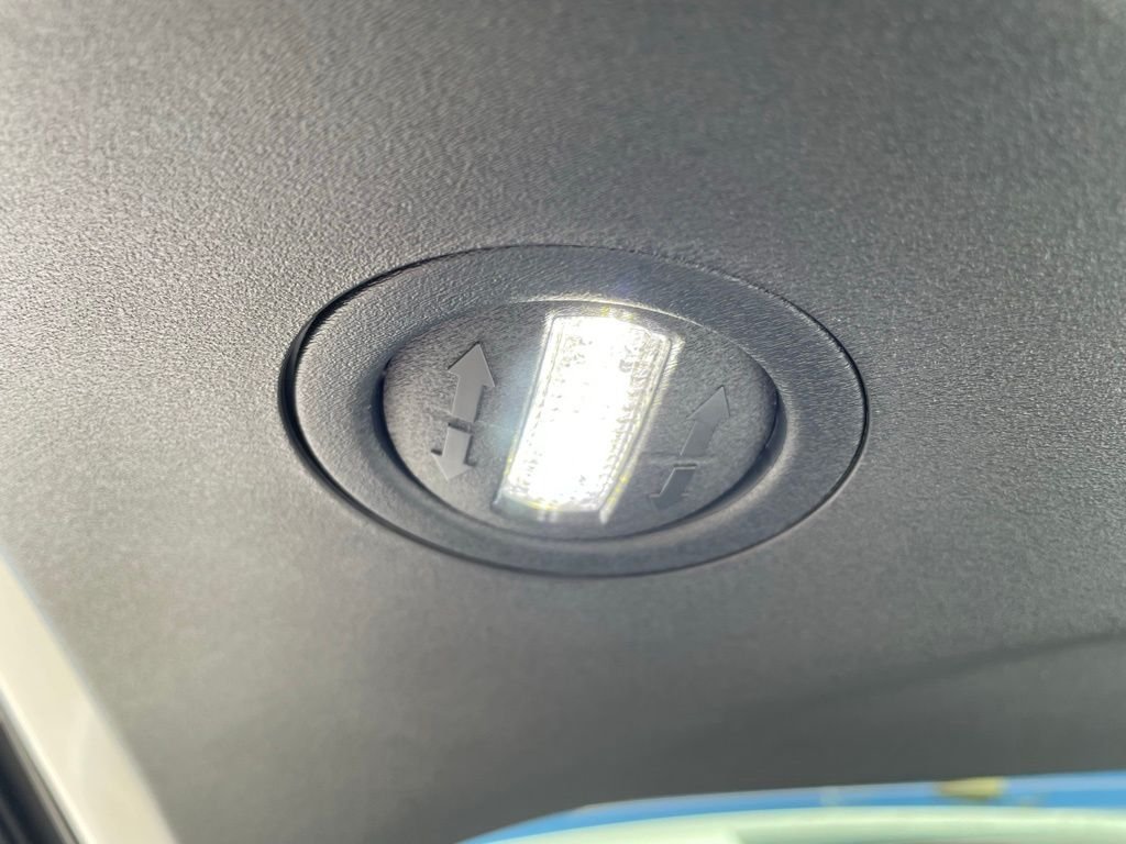 New 2026 Star White Metallic Tri-Coat Ford MAX Platinum® image 36
