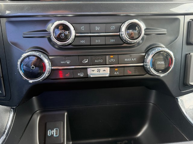 Used 2023 Gray Ford XLT image 17