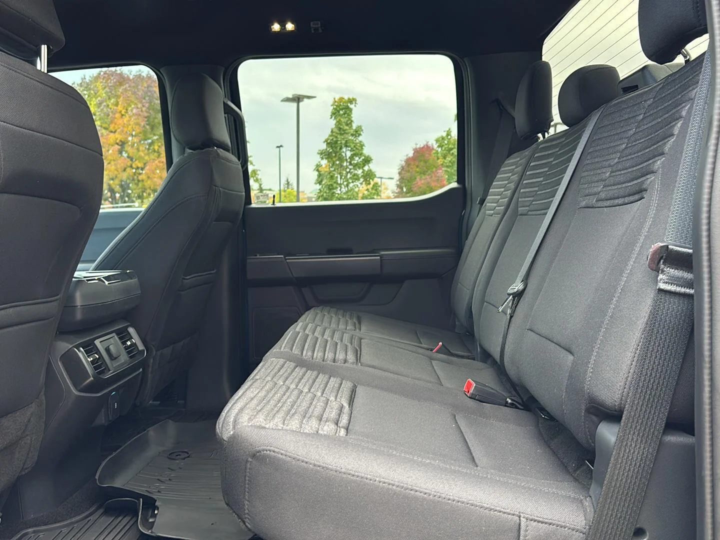 Certified Used 2022 Atlas Blue Ford XL image 23
