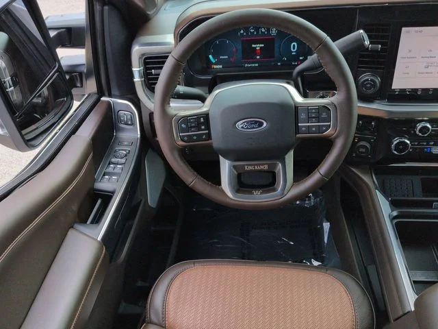 New 2026 Glacier Gray Metallic Tri-Coat Ford F-250® King Ranch® image 16