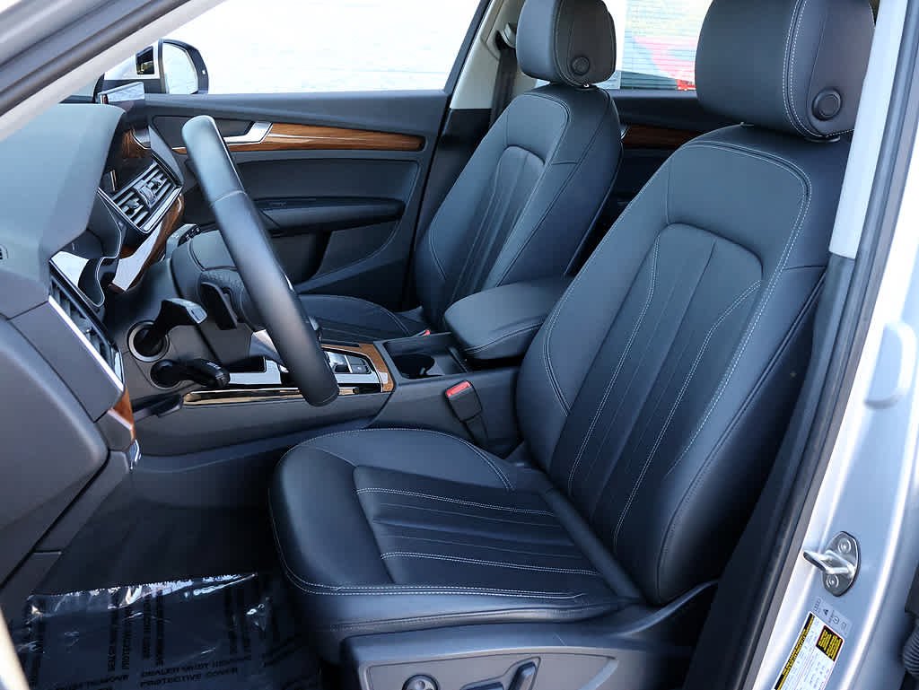 2023 Audi Q5 Premium - Photo 9