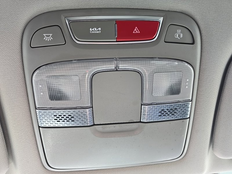 Used 2024 Red Kia S image 21