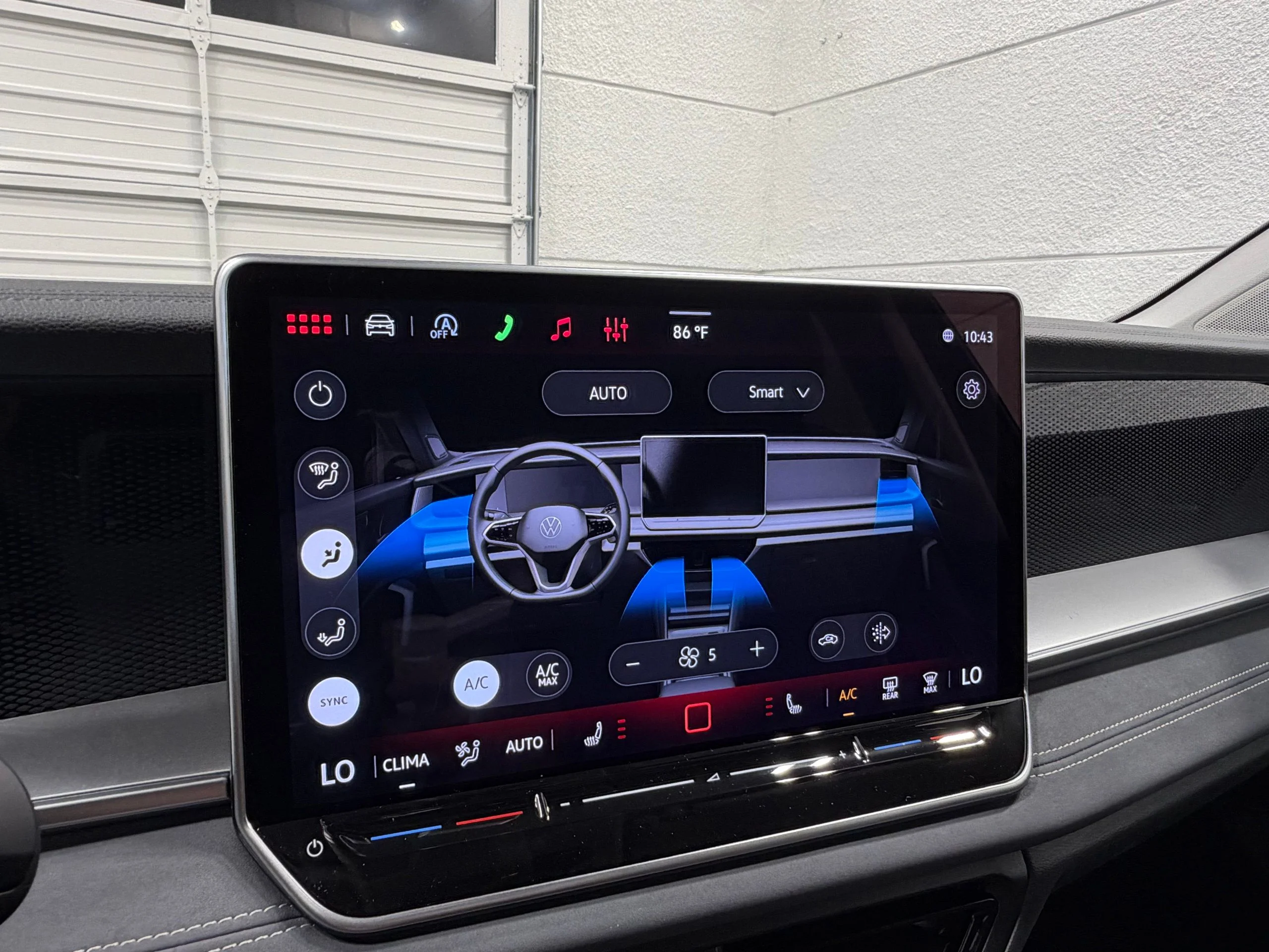 New 2026 Black Volkswagen 2.0T SE image 43