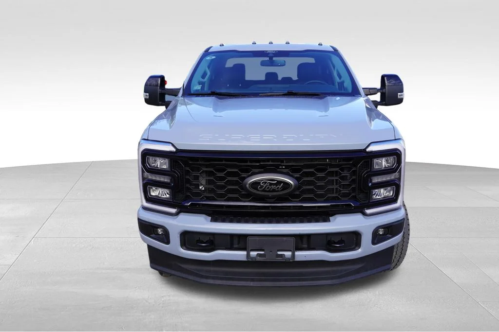 Used 2025 Gray Ford Lariat image 12