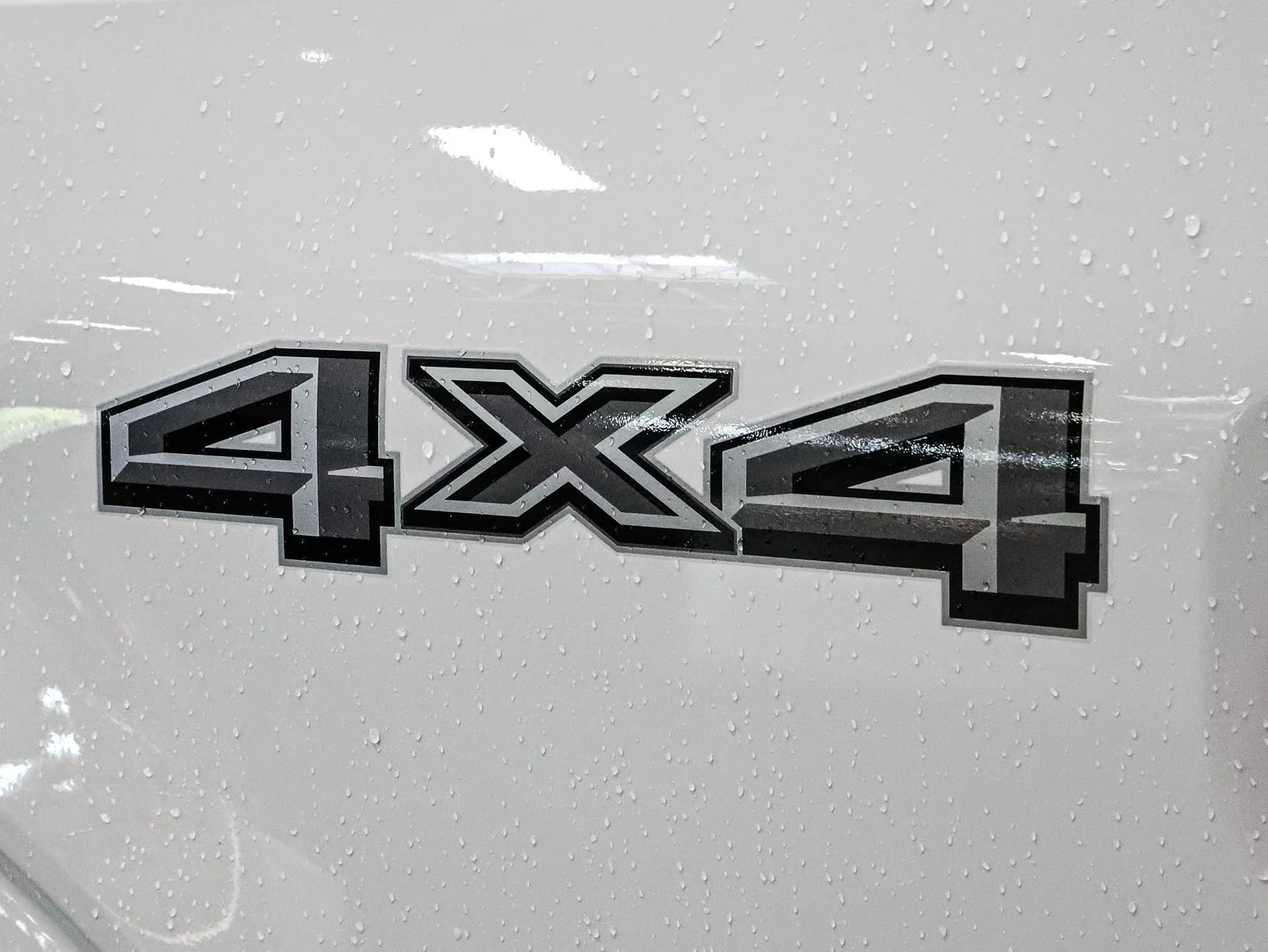 New 2026 Oxford White Ford XLT image 16
