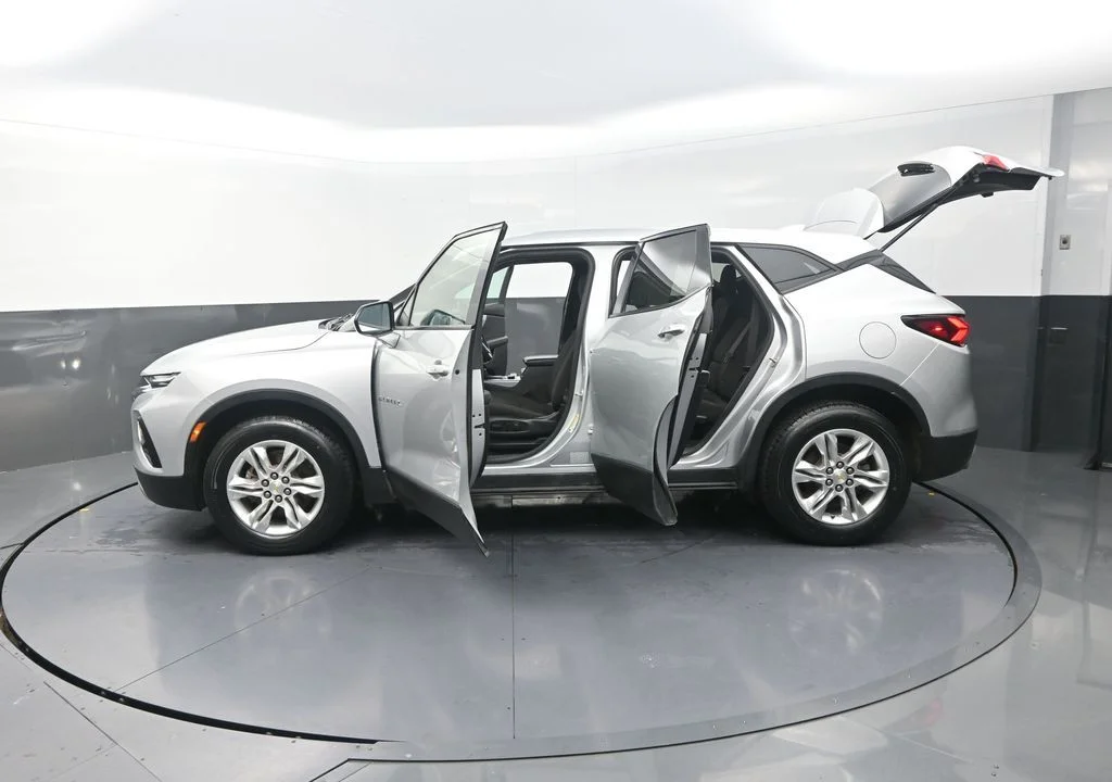 Used 2021 Silver Chevrolet LT image 32