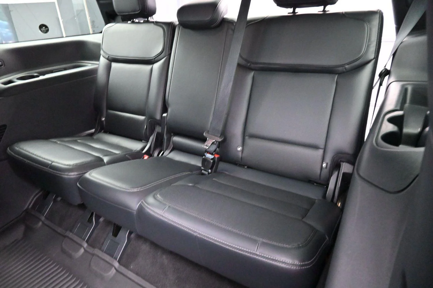 Used 2025 Black Ford Platinum image 42