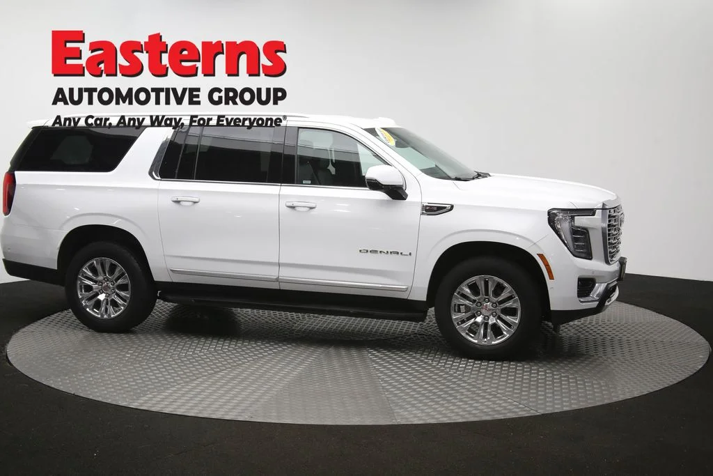 Used 2025 White GMC Denali image 53