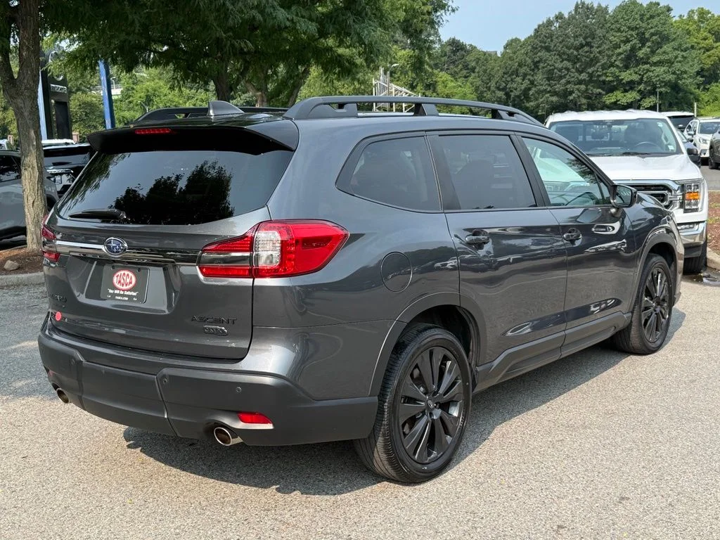 Used 2022 Gray Subaru Onyx Edition image 10