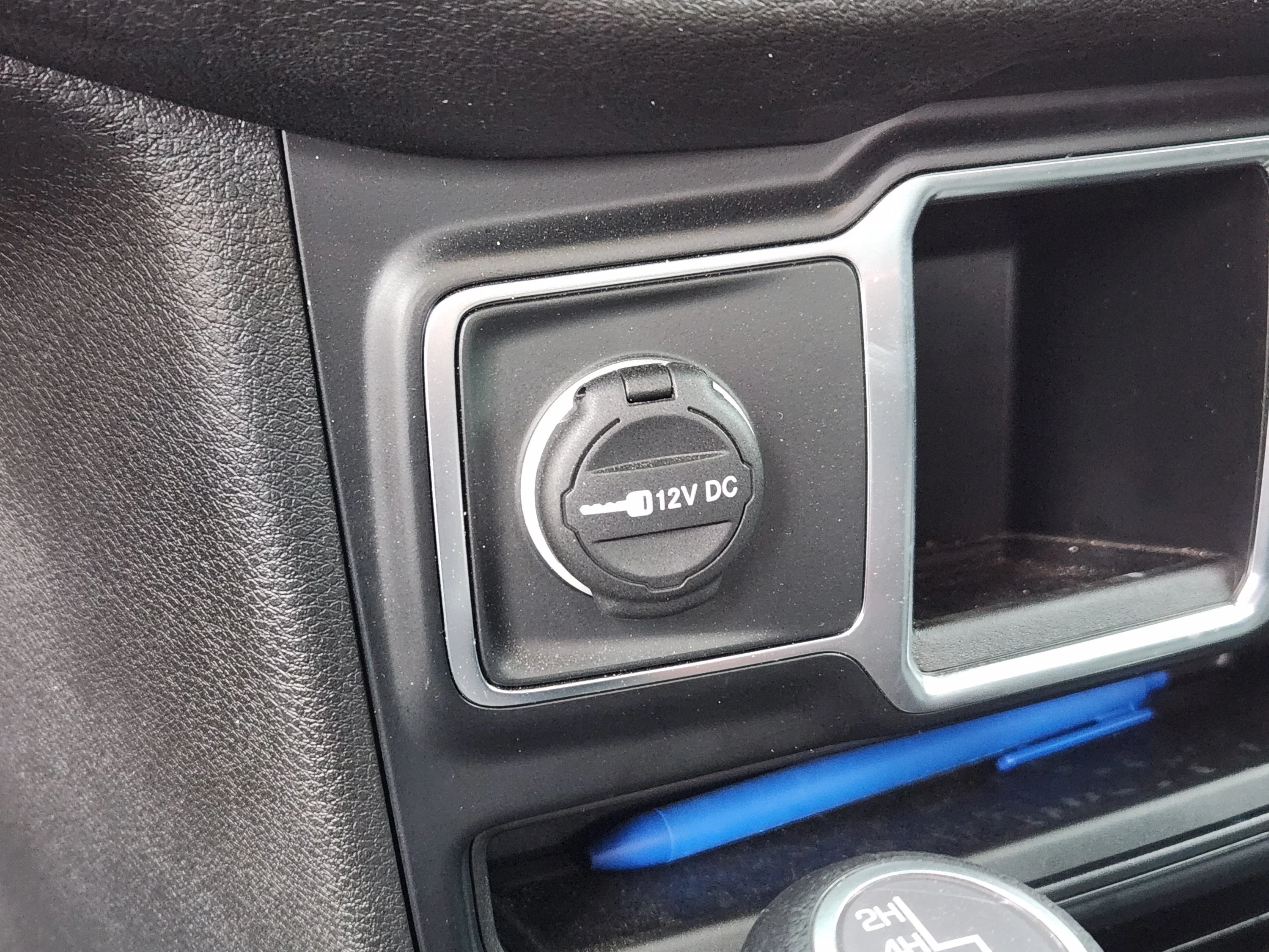 Used 2024 Anvil Clear Coat Jeep Sport image 28