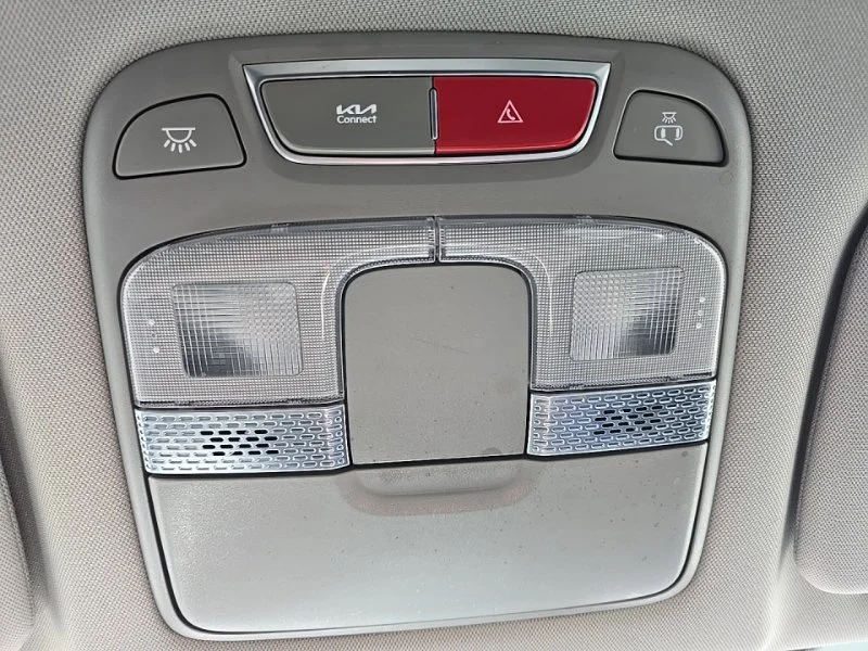 Used 2024 Red Kia S image 21