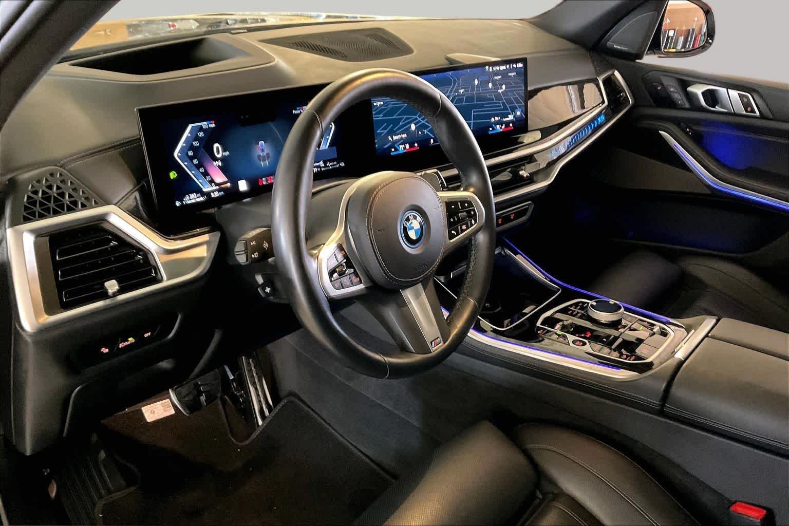 Used 2025 Skyscraper Grey Metallic BMW xDrive50e image 16